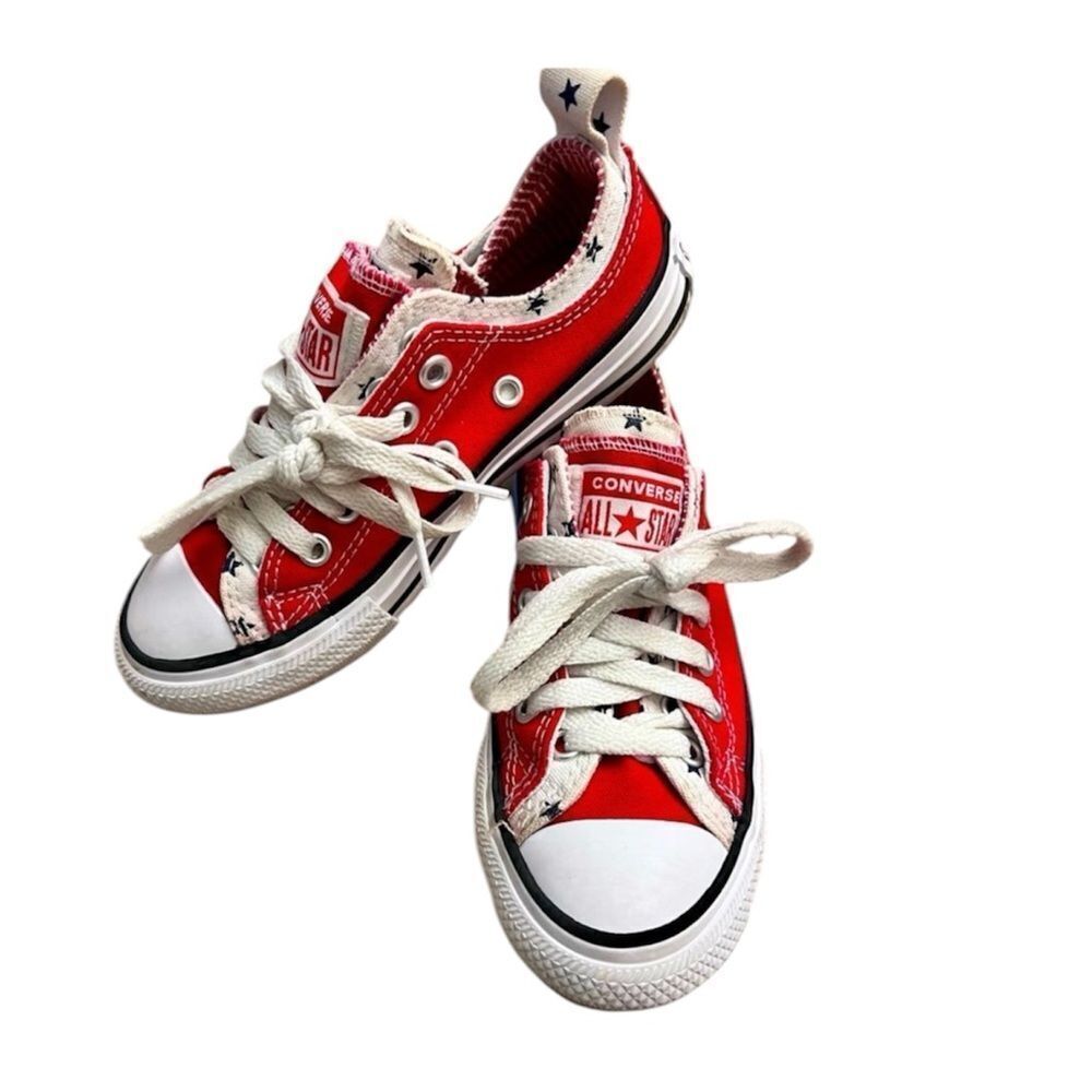 Converse All Star~Classic Low Top Red With Stars Youth Sz 12 (little girls)